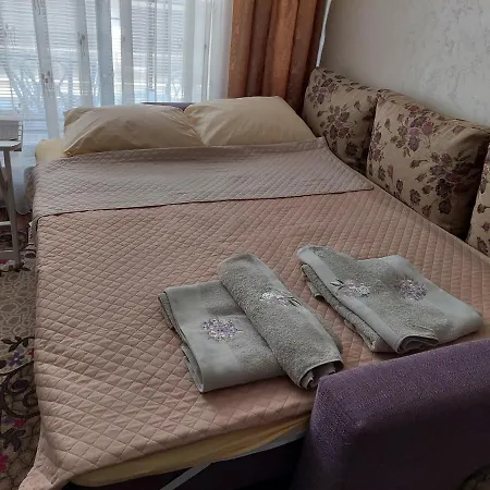 студио прованс лариса Апартамент Поморие